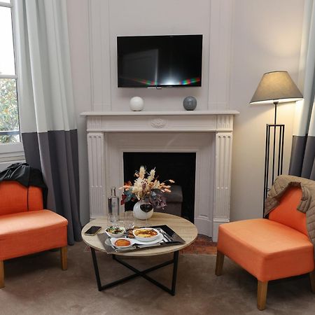 Hotel Chateau De Lacan Брив ла Гайард Екстериор снимка