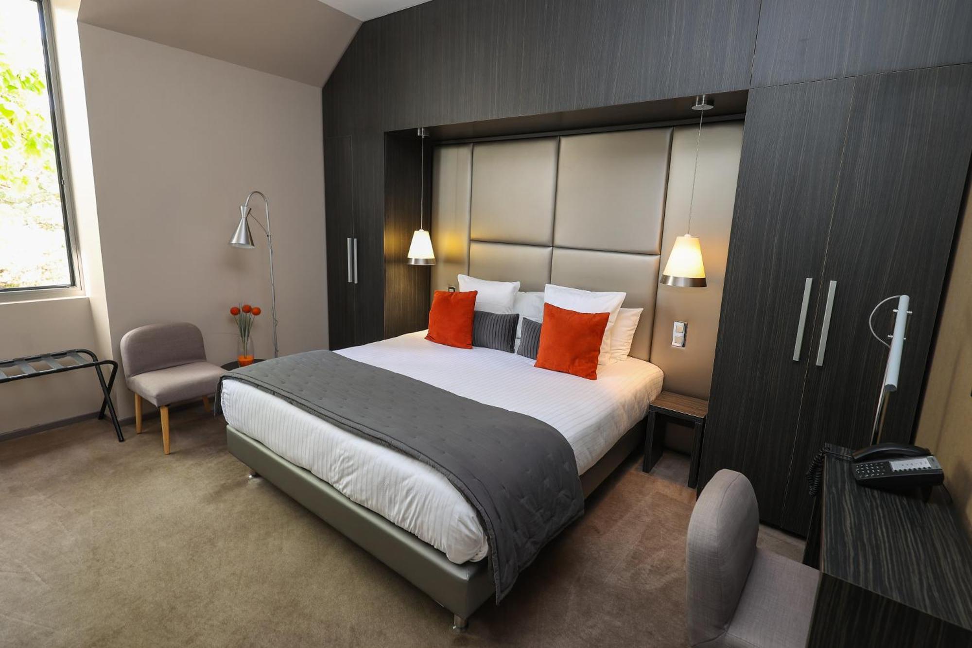 Hotel Chateau De Lacan Брив ла Гайард Екстериор снимка