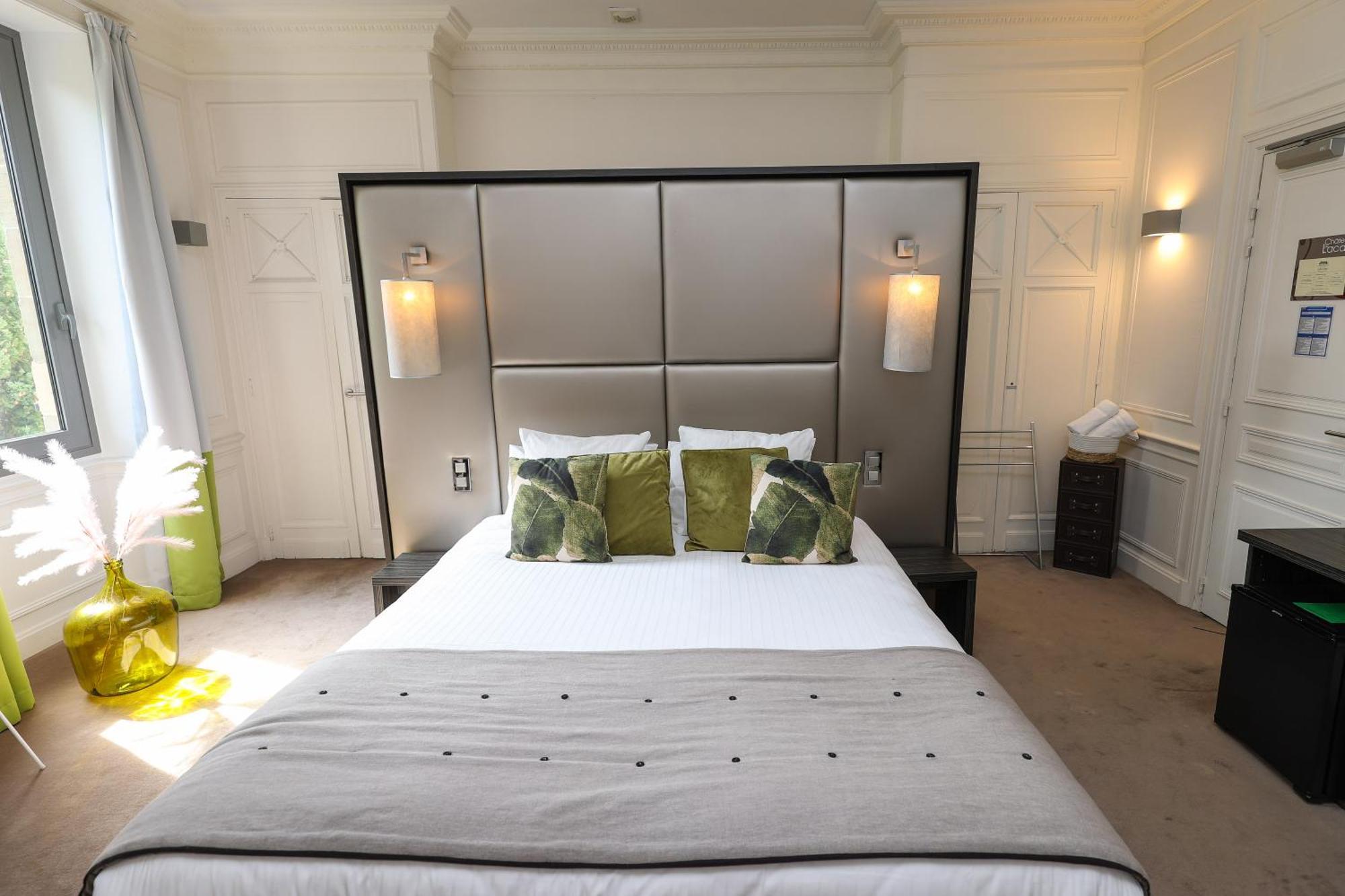 Hotel Chateau De Lacan Брив ла Гайард Екстериор снимка